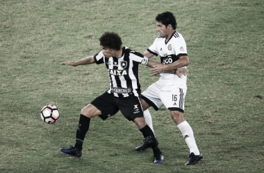 Com vantagem do empate, Botafogo busca vaga na fase de grupos diante do Olimpia