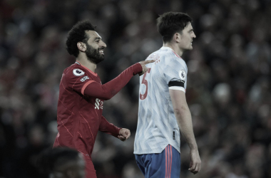 Com dois de Salah, Liverpool dá show no gramado e na arquibancada contra rival Manchester United