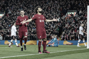 Salah celebra en Anfield frente a su afición. Fuente: Twitter Liverpool