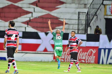 Elenco do Salgueiro, terceiro colocado no Pernambucano, repercute o sucesso da equipe