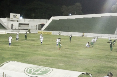 Em noite de golaços, Salgueiro vence América em Paulista e avança ao Hexagonal do Título