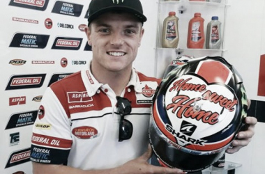 Sam Lowes, el más rápido el primer día en su gran premio de casa