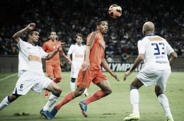 Em noite de infelicidade, Samuel explica gols perdidos