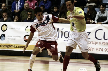 Santiago Futsal vence el duelo táctico ante H.Llevant Manacor