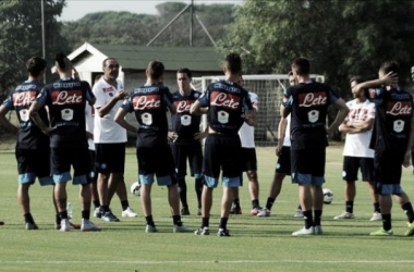 Napoli, i convocati di Sarri per la Roma: non c'è Albiol, torna Chiriches