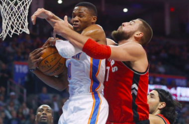 Oklahoma City Thunder Collapse Again, Fall To Toronto Raptors 103-98