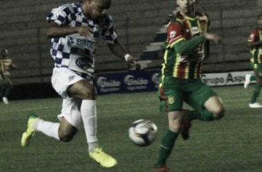 São José-RS e Sampaio Corrêa empatam sem gols no jogo de ida das quartas da Série C
