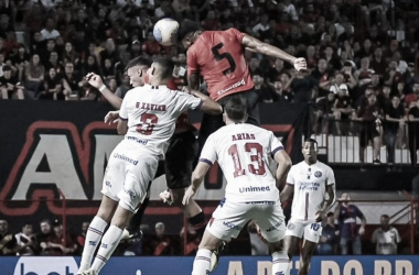 Com gol no fim, Bahia empata com Atlético-GO pelo Brasileirão 