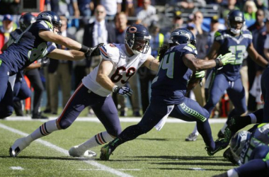 Seattle Seahawks Running Back Marshawn Lynch Exits - Chicago Bears With Hamstring Injury