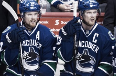 Vancouver Canucks: Sedin twins need to decide their future