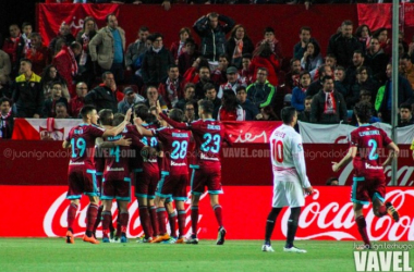 Fora de casa, Real Sociedad surpreende ao bater e tirar Sevilla da zona da UEL