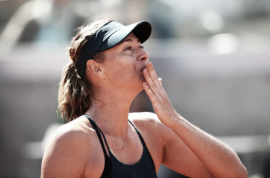 Sharapova avanza a paso firme en Roland Garros