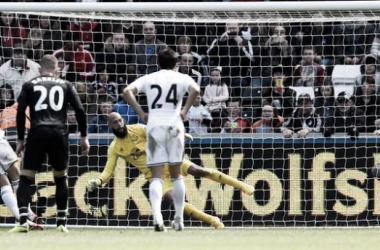 Swansea City 1-1 Everton: Swans equal record Premier League points tally