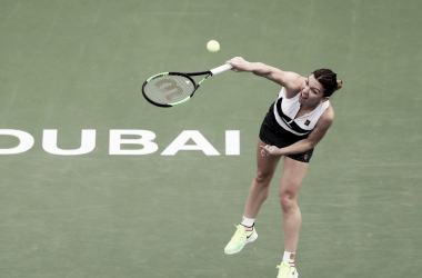 Halep vence en dos sets a Tsurenko y avanza a cuartos de final en Dubai