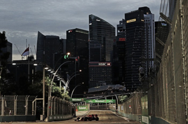 Singapore GP: Verstappen fastest in interesting FP1