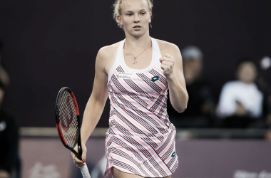 Siniakova passa sem dificuldades por Bertens e avança às quartas de Pequim