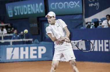 Jannik Sinner durante la final en Umag. / Fuente: ATP Tour