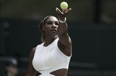 

Serena hace historia en su jardín y va por el Grand Slam Nº24

