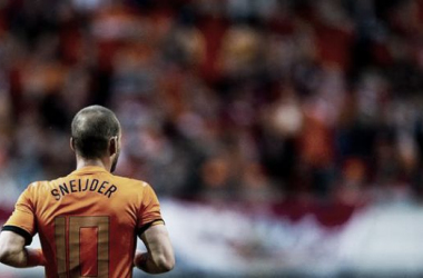 Sneijder entra en el grupo de los 100