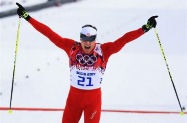 El suizo Dario Cologna gana el skiathlon 30km