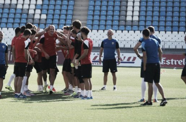 Primer entrenamiento con la capitanía de Soriano