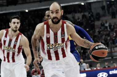 Eurolega - Olympiacos mattatore al Pireo: Fenerbahce vivo solo alla fine (71-62)