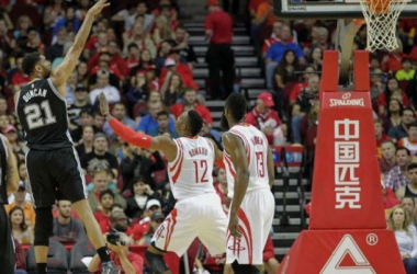 Tim Duncan&#039;s 29 Thrusts San Antonio Spurs Past Houston Rockets