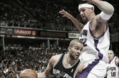 Los Spurs sufren pero solventan la papeleta ante los Kings