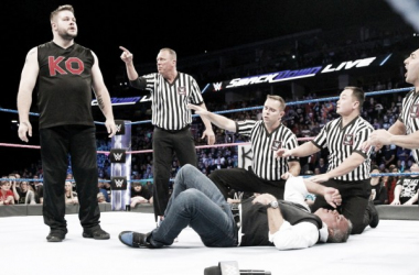 Owens le manda un último consejo a Shane McMahon