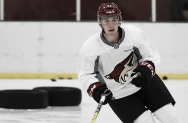 Arizona Coyotes sign two high scoring prospects