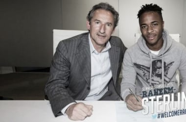 Raheem Sterling completes £49 million move to Manchester City