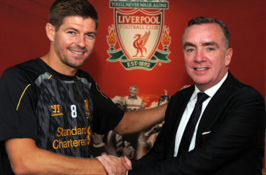 Gerrard renova com o Liverpool