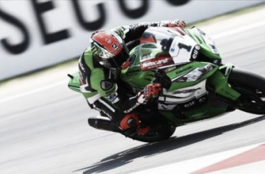 Paseo de Tom Sykes en Misano