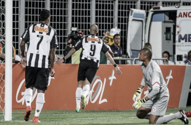 Com gol de Diego Tardelli, Atlético-MG derrota Internacional na Arena Independência