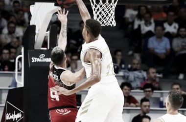 El Madrid arrolla al Fuenlabrada y habrá Clásico en la final (116-61)