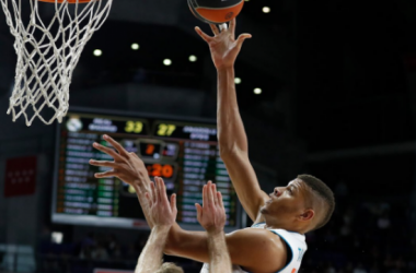 Turkish Airlines EuroLeague - Real Madrid in scioltezza, Efes travolto