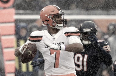 DeShone Kizer probó el lado más amargo de la NFL