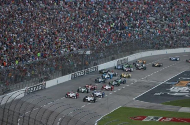 IndyCar: Dixon Dominates In Texas