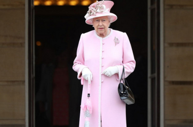 Isabel II del Reino Unido: historia y biografía

