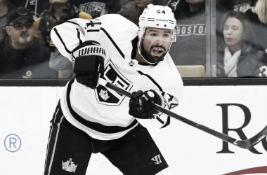 Montreal Canadiens acquire Nate Thompson from Los Angeles Kings