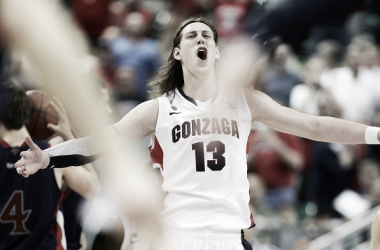 Kelly Olynyk, traspasado a Boston Celtics