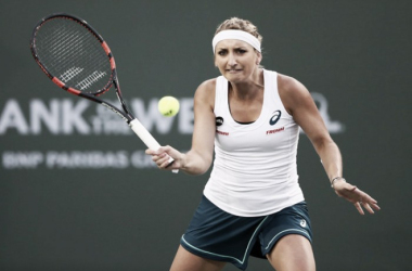 Bacsinszky corta las alas a Bouchard