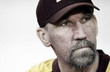 Minnesota Gopher assistant coach Todd Oakes passes away