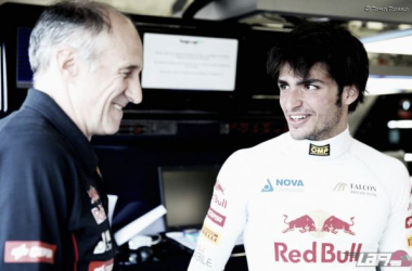 Franz Tost sobre Carlos Sainz Jr.: “Antes o después, estará en la pista con nosotros”