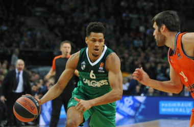 Turkish Airlines EuroLeague - Khimki Mosca a valanga, Olympiacos travolto. Zalgiris con il brivido