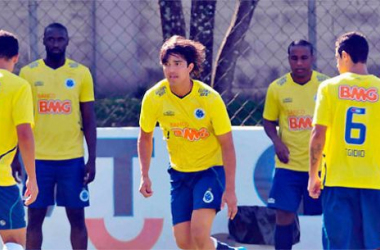 Na manhã desta quarta-feira, jogadores do Cruzeiro sofrem com treino físico