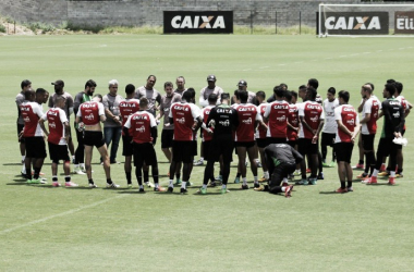 Mancini faz treino fechado e finaliza preparação do Vitória para duelo contra Palmeiras