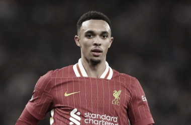  Liverpool oferece contrato recorde para renovar com Alexander-Arnold