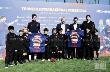 Sergi Roberto apadrina el Torneo Internacional FCBEscola