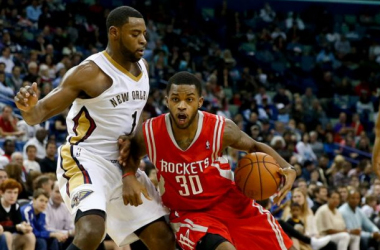 Houston Rockets Bring Back Troy Daniels On Two Year Agreement